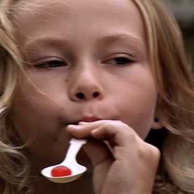 Kind während eines Kinderkurses